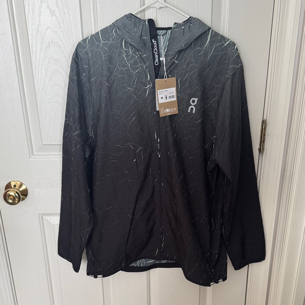 On Running Pace Run Jacket Windbreaker Black Men’s Medium